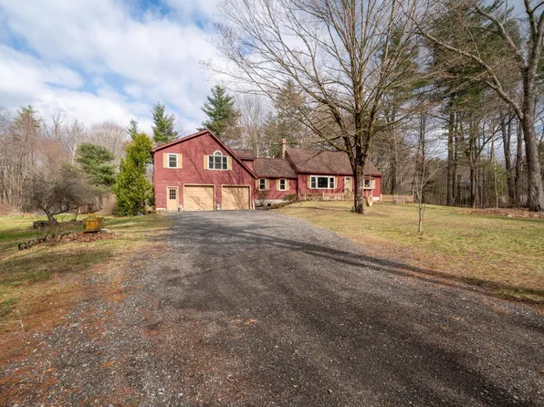 66 Powwow River Road, East Kingston, NH 03827
