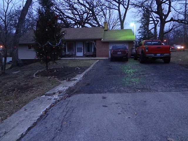 1st image of 105 Park Ave