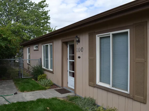 100 NW Parkwood Blvd, Pullman, WA 99163