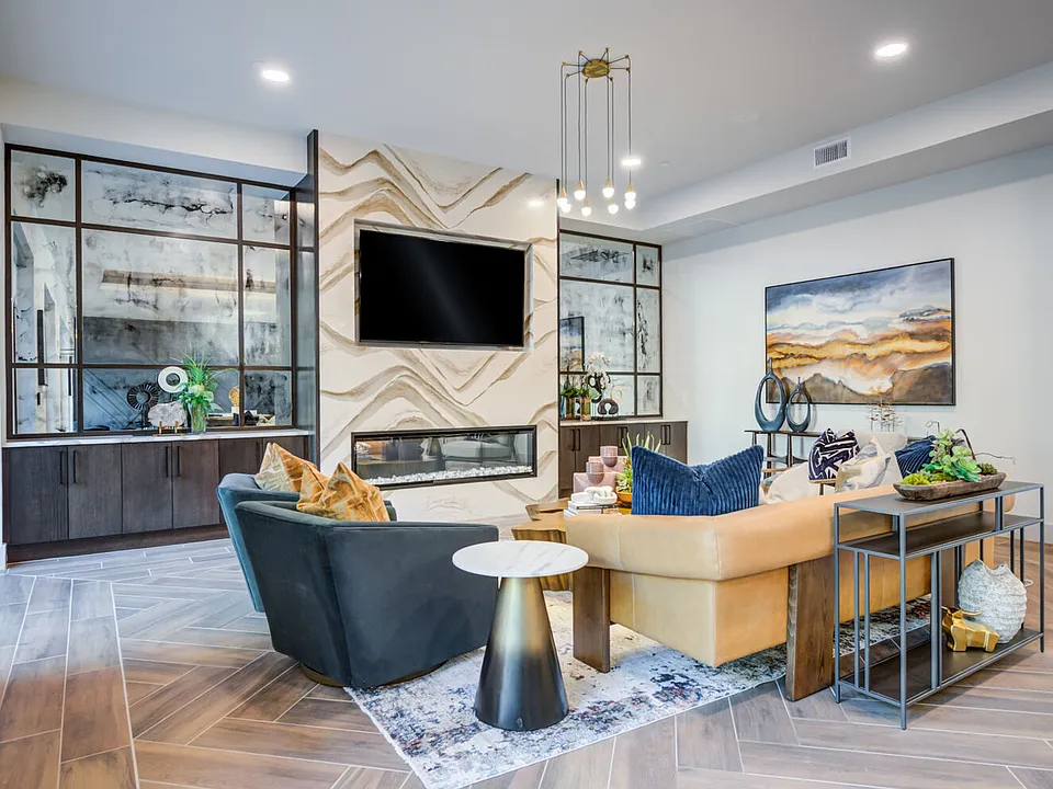 The Flynn at Live Oak apartments community photo