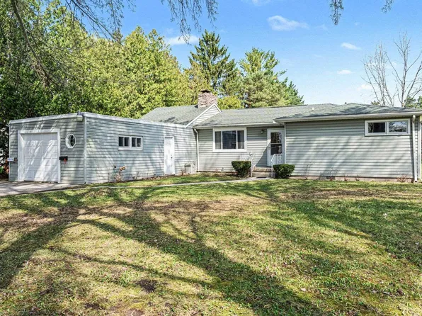 3193 Haberland Dr, Bay City, MI 48706