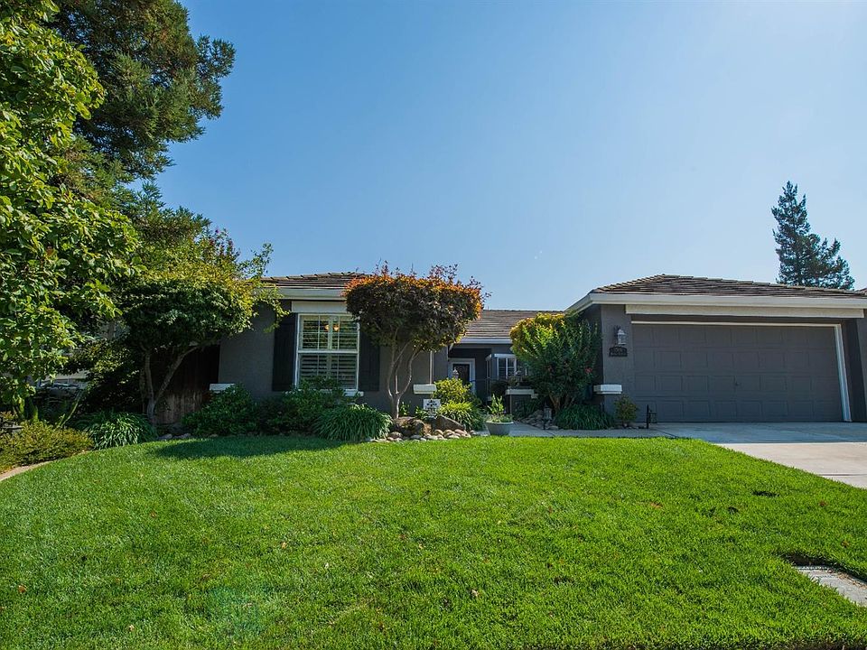 1st image of 2566 Douglas Fir Dr
