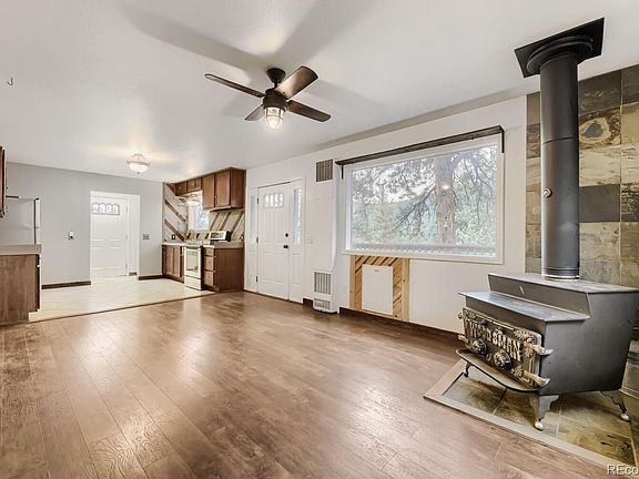 3rd image of 303 Hall Road