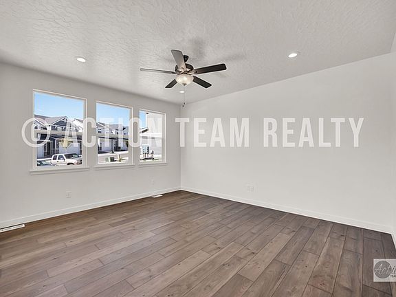 5th image of 4017 W Harper Ln