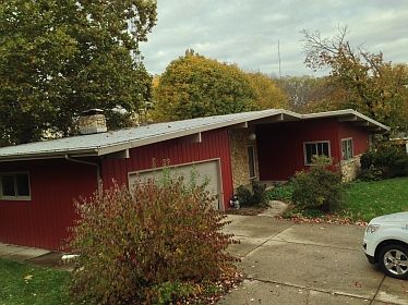3rd image of 1311 Hampshire Dr