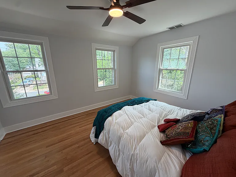 5932 Edgehill Ct — Photo 12