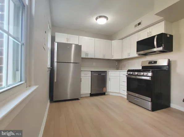 100 Park Blvd APT 14A, Cherry Hill, NJ 08034