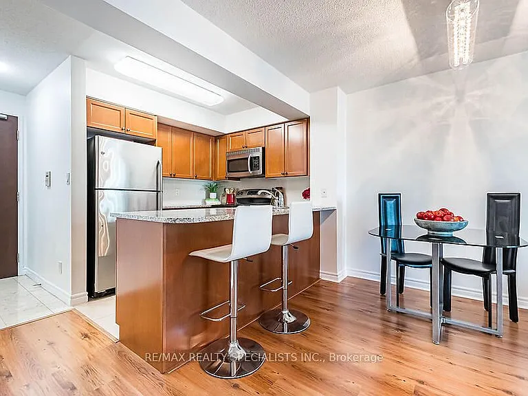 335 Rathburn Rd W #1703 — Photo 5