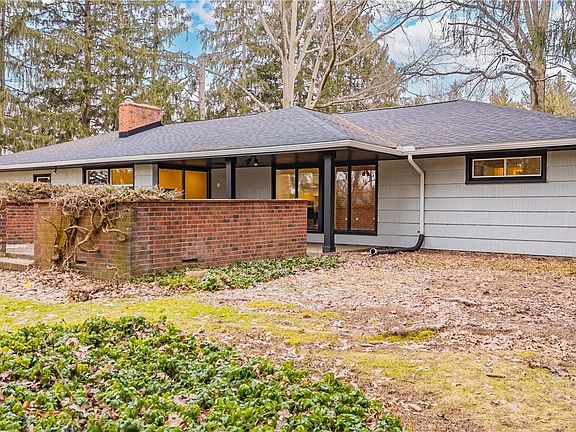 5th image of 1046 Homestead Dr