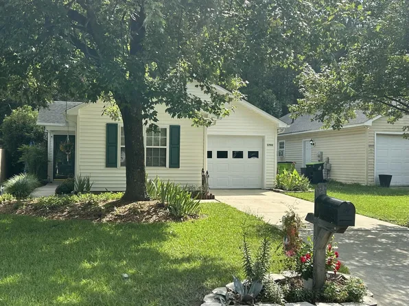 3703 Elizabeth Avenue, New Bern, NC 28562