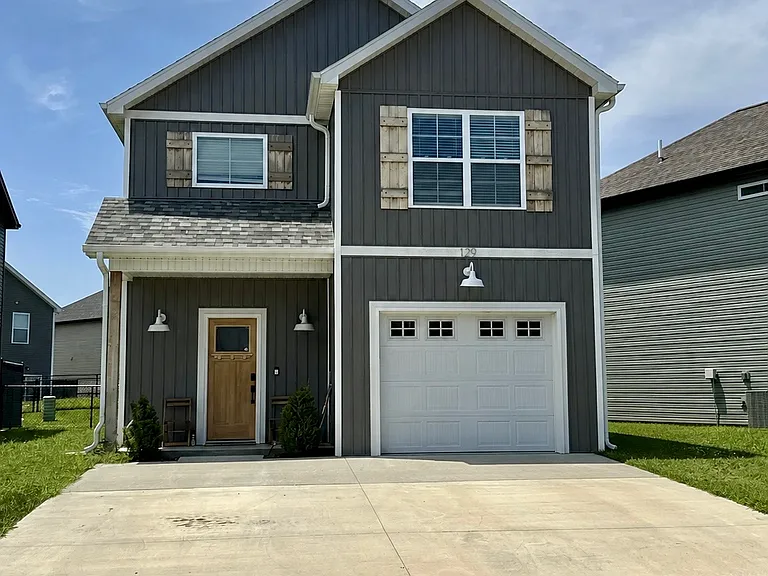 129 Sierra Cir — Photo 2