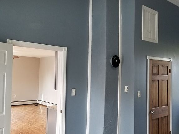 5th image of 5961 Altenwald Rd