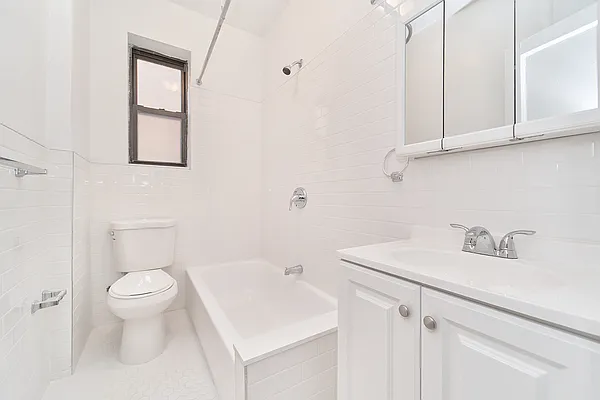 Rented by Living New York | media 13