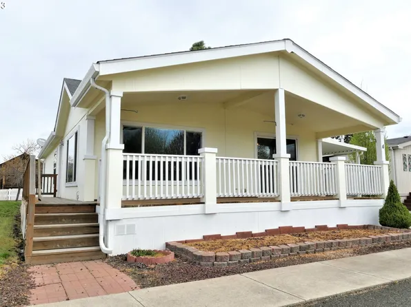 208 20th St Space 4, La Grande, OR 97850