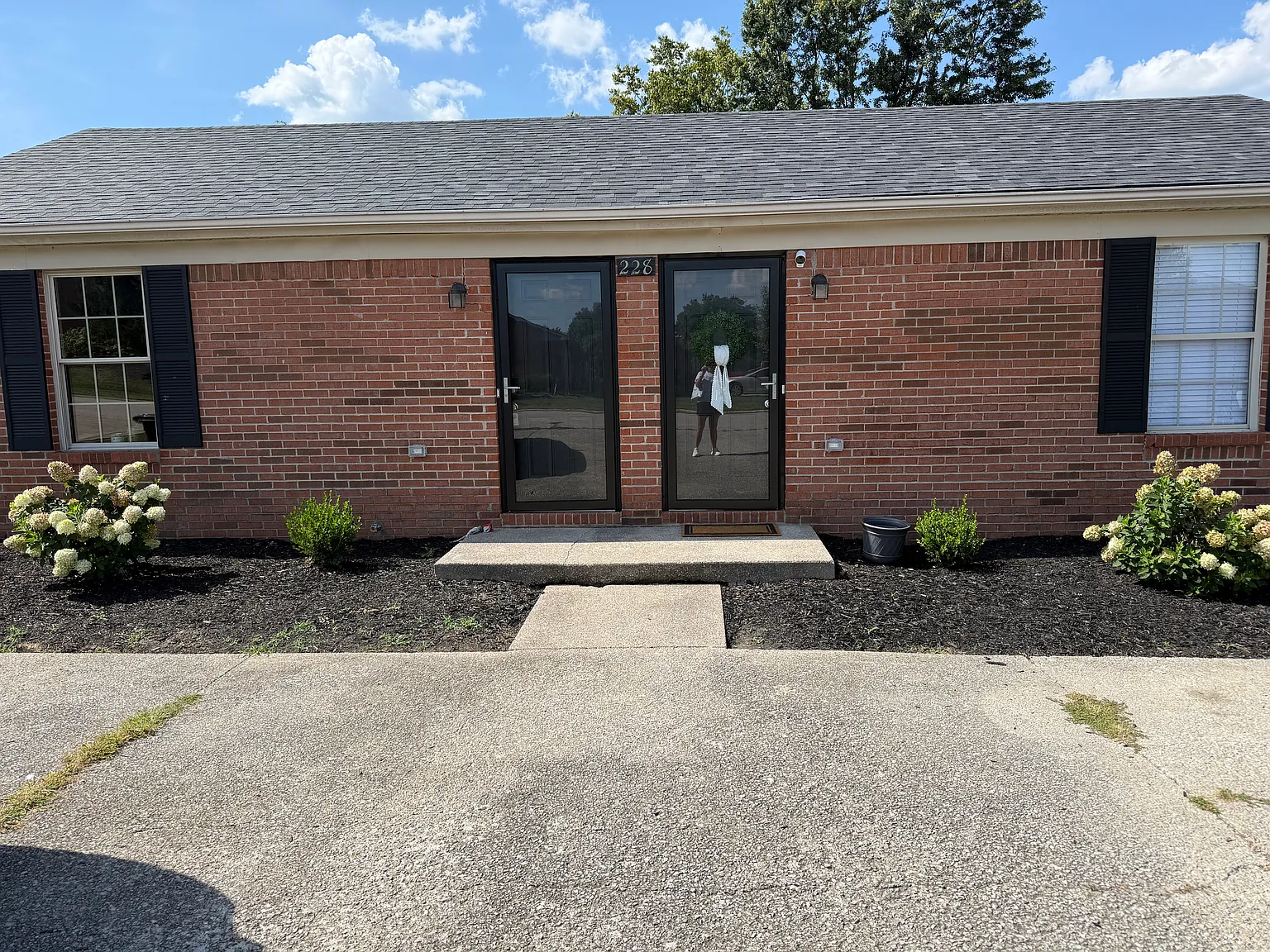 2 bed, 1.5 bath, $1,100 — Photo 1