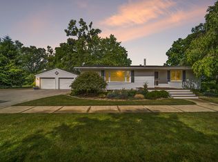 10380 Clinton Rd, Manchester, MI 48158