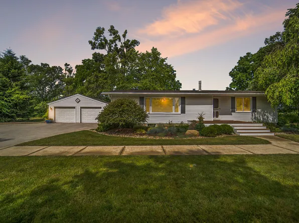 10380 Clinton Rd, Manchester, MI 48158