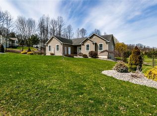 103 Schuyler Dr, Chittenango, NY 13037