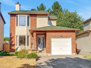 68 Pheasant Run Dr, Ottawa, ON K2J2R4