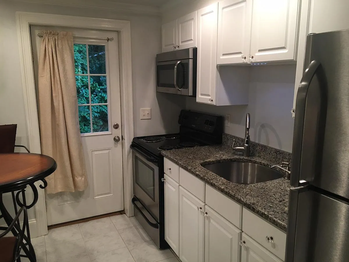 3560 Main Street — Photo 3