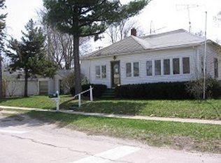 227 E 4th St, Pinconning, MI 48650