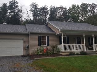 430 Wishbone Cir, Hedgesville, WV 25427