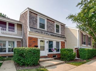 2233 Stratham Pl, Hoffman Estates, IL 60169