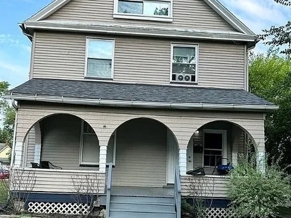 20 Fulton St #1, Niles, OH 44446