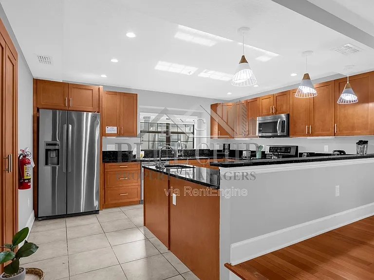 14518 Damai Ln — Photo 8