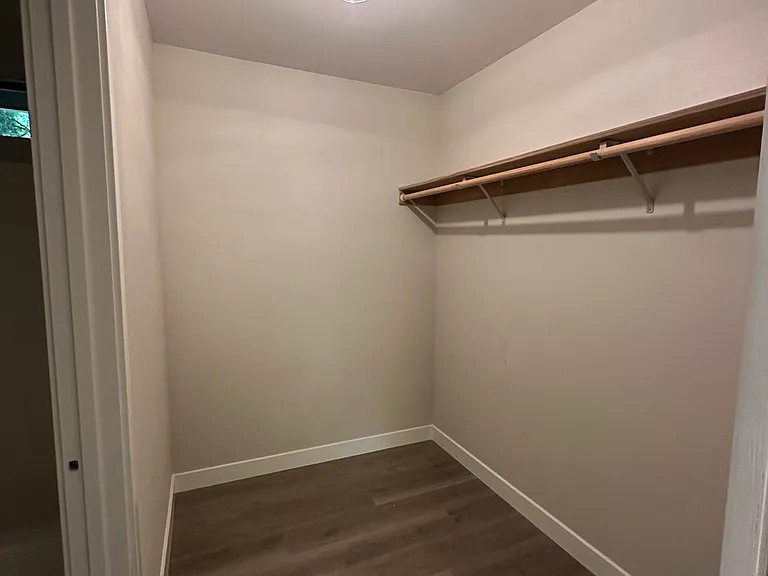 1223 Miller Ave NE — Photo 38