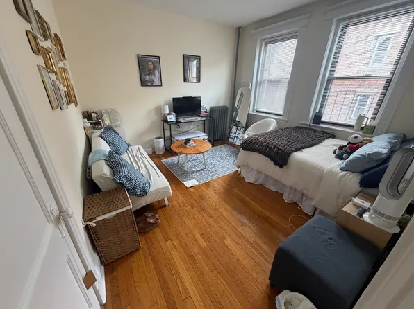 31 Saint Lukes Rd, Boston, MA