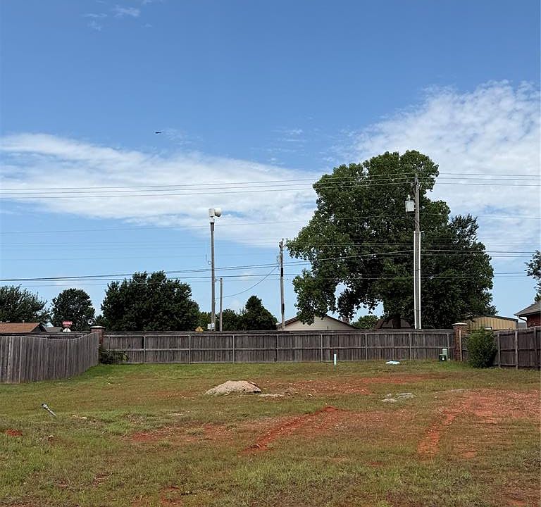 2nd image of 905 N Barn Hill Way Lot 4