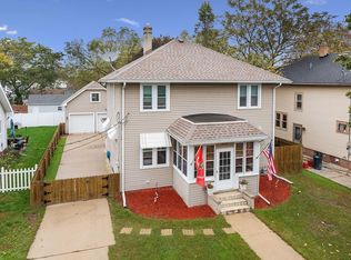 1614 New York Ave, Manitowoc, WI 54220