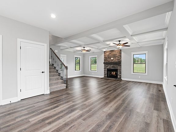 5th image of 367 Pinkston Ct