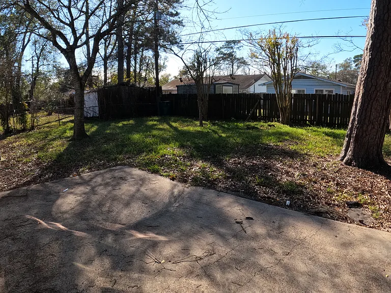 765 Callaway Dr — Photo 26