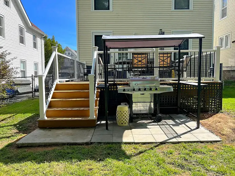 14 Parry Ave — Photo 9