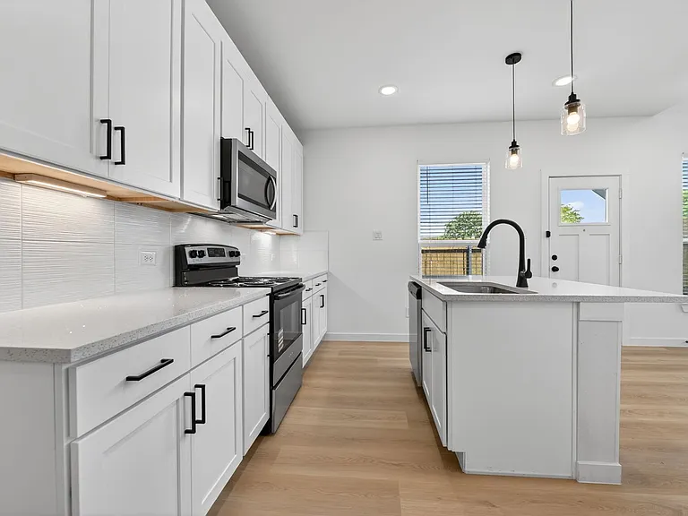 10520 Tube Dr — Photo 7