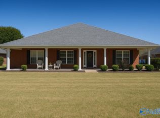 4918 Montauk Trl SE, Owens Cross Roads, AL 35763