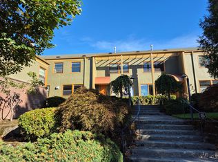 2105 SE Caruthers St APT 34, Portland, OR 97214