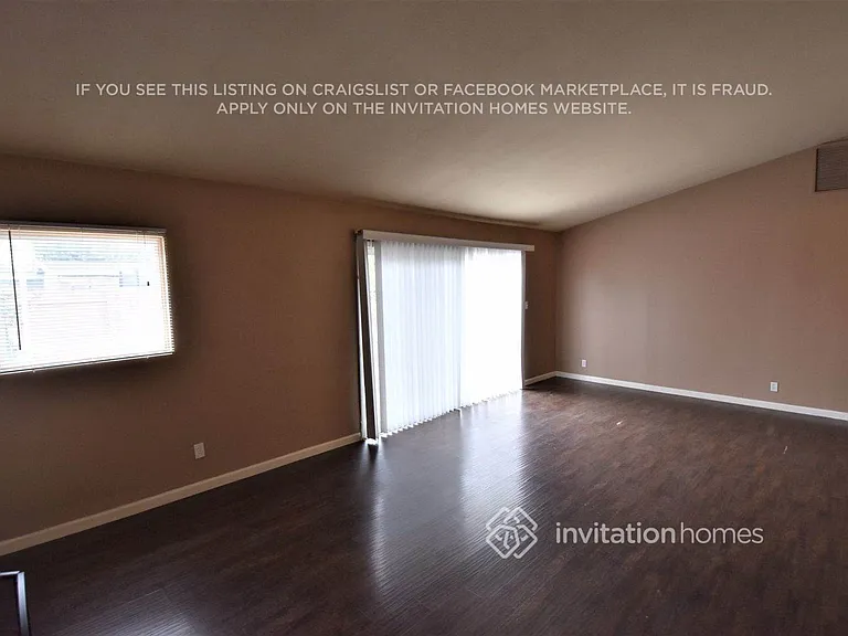 1701 Claremont Dr — Photo 4