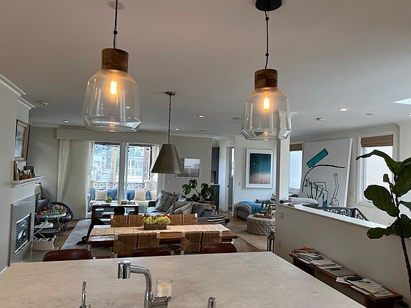 5th image of 807 Crest Dr