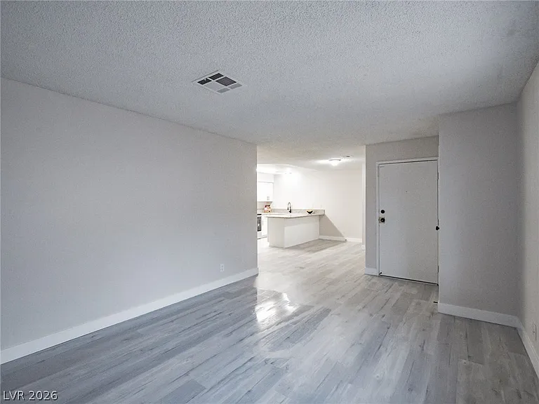 817 Mantis Way #2 — Photo 8