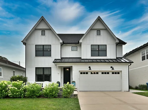 662 S Parkside Ave, Elmhurst, IL 60126