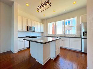 1412 Waterloo Shore Ln #5, Austin, TX 78741