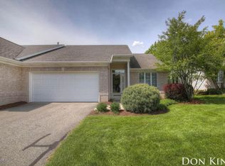 2011 Payton Ln NE, Grand Rapids, MI 49505