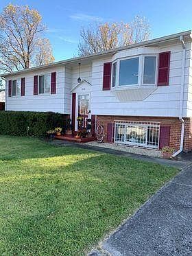 1st image of 3758 Red Fox Dr NW