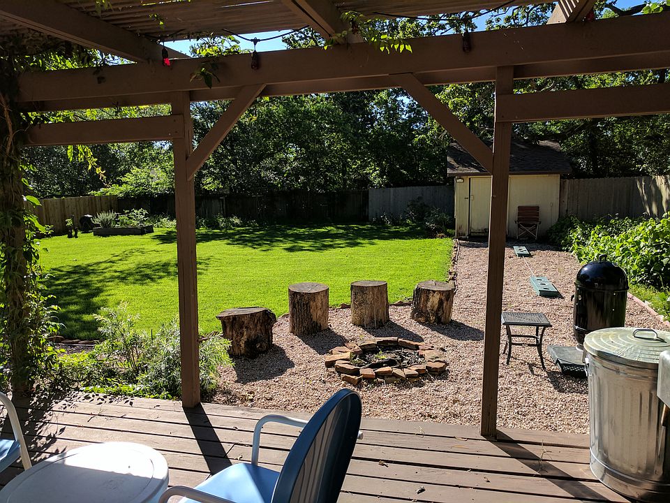 Premier Backyard
