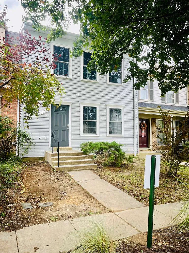 4 bed, 2000 sqft, $2,699 — Photo 1