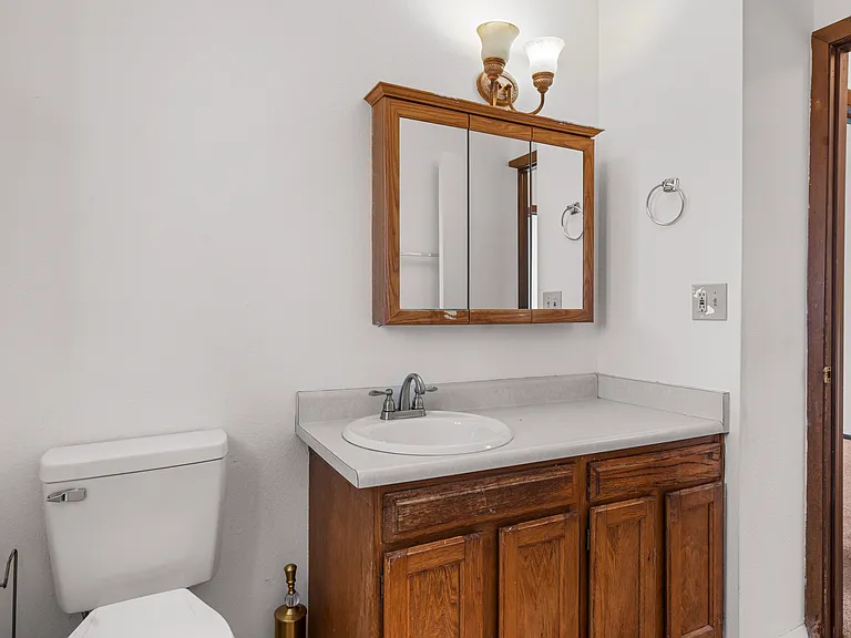 5916 Wolf Creek Pl — Photo 16