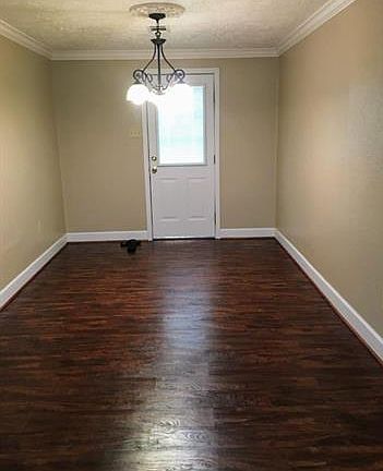 5th image of 739 Knupple Rd